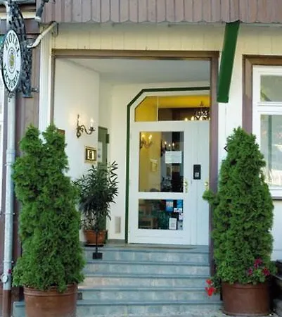 Victoria Hotel 3*